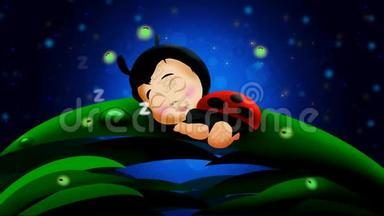可爱的婴儿瓢虫卡通睡在树叶上，美丽的萤火虫在夜空中，最好的循环视频背景到PU